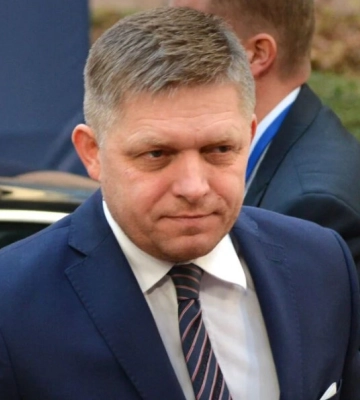Фицо заявил, что россияне &quot;никогда не вернут&quot; Украине Крым