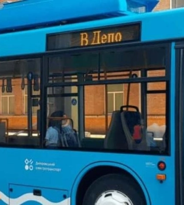 Припинення та посилення руху, переміщення кінцевої зупинки: в роботу громадського транспорту Дніпра вводяться зміни