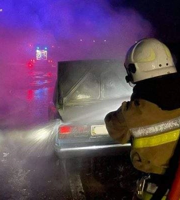 На Миколаївщині горів легковий автомобіль