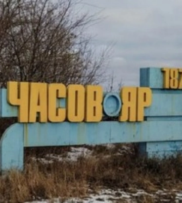 Россиян сжигают прямо в движении: очередная атака в районе Часового Яра провалилась