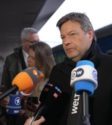 До Києва прибув віцеканцлер Німеччини Габек