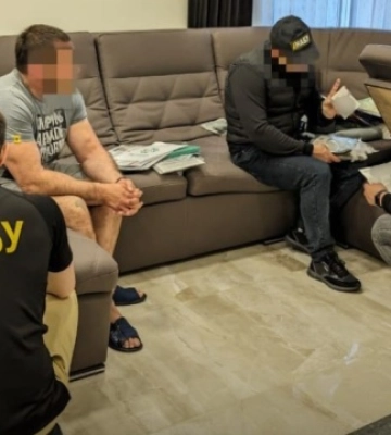 ВАКС заарештував екскерівника Чернівецької митниці за побиття журналістів