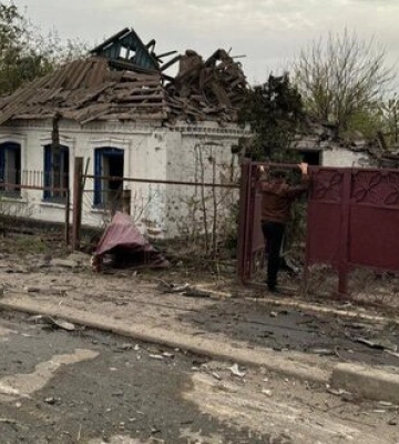 Доба на Донеччині: Росіяни 17 разів обстріляли область, загинула людина, 2 особи дістали поранення. ФОТОрепортаж