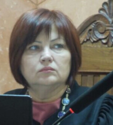 Суддя Ковальчук, яка відсторонила мера Рівного Третяка, через місяць купила Mercedes