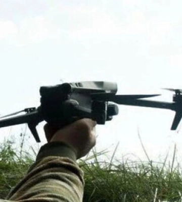 Росіяни атакували дронами авто хлібокомбінату на Чернігівщині, водій зазнав контузії