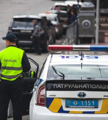 Их разыскивает военкомат. NV узнал, сколько людей в Киеве полицейские могут задержать из-за неявки в ТЦК
