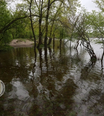 Дніпро частково залишився без світла води: причини та адреси 
