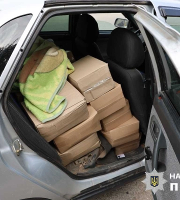На Харьковщине остановили авто с 500 л. алкоголя: по документам везли молочку