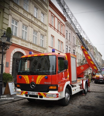 У центрі Львова виникла пожежа (ВІДЕО)