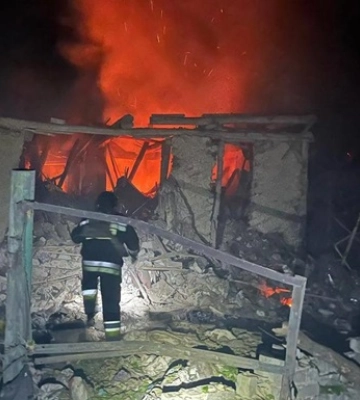 РФ 12 квітня обстріляла Куп&#039;янськ: під завалами опинився чоловік, ще один постраждав
