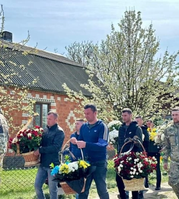 На Рівненщині попрощались із п’ятьма воїнами