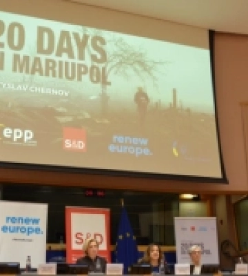Український фільм «20 днів у Маріуполі» показали в Європарламенті
