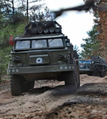 Ворог зосереджує зусилля на Кліщіївці, Калинівці та Часовому Яру - Сили оборони