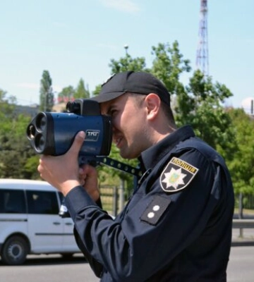 Платиш лише половину: українським водіям надали 50% знижки на штрафи