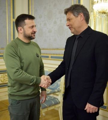&quot;Существенное вложение&quot;: Украина может получить от стран НАТО еще 6 систем Patriot, — Шольц