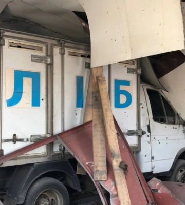 В Черниговской области оккупанты обстреляли автомобиль мужчины, который привез хлеб в местный магазин