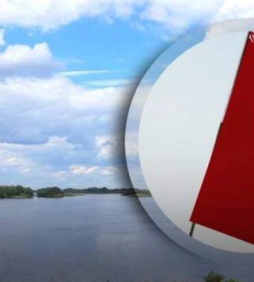 Українець приплив на надувному матраці до Білорусі: суд «креативно» покарав порушника
