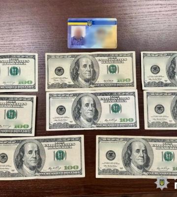 На Одещині посадовця викрили на корупції