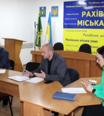 У Рахові відбулося засідання комісії з прав захисту дитини (ФОТО)
