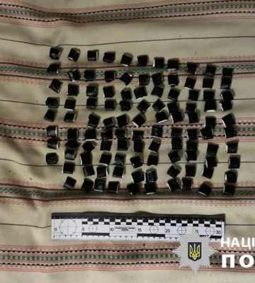 Черкасець вдома зберігав більше пів кілограма наркотиків, готував їх до збуту (ФОТО)