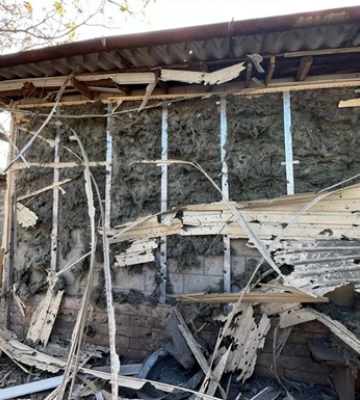 Шестеро людей стали жертвами нічного обстрілу Синельникове,  — голова ОВА (фото, відео)