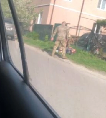 У Львівському ТЦК та СП відреагували на затримання чоловіка працівниками військкомату