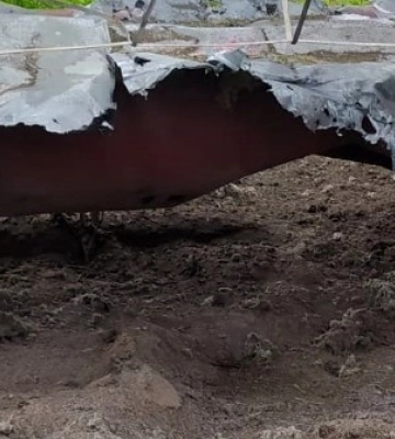 Обстріл Херсона: пошкоджені будинки й газопровід, серед постраждалих - поліцейська