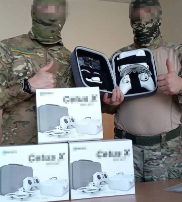 Черкаський студент, який вступив до Оксфорду, зібрав кошти на прилади для бійців СБУ