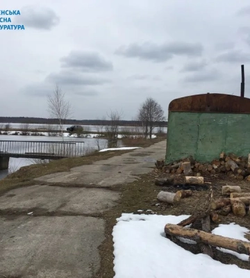 Захисні дамби на Рівненщині опинилися у власності столичної агрофірми