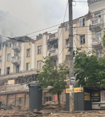 У Дніпрі 20 квітня оголошено жалобу за загиблими внаслідок ракетного обстрілу