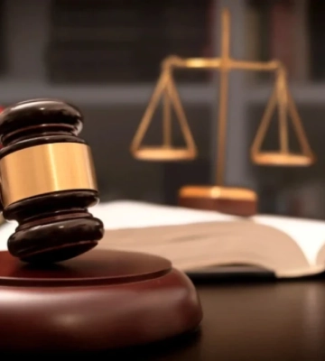 За матеріалами ДБР суд виніс вирок двом правоохоронцям-колаборантам із Херсонщини