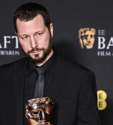 Чернов привіз статуетки &quot;Оскар&quot; і BAFTA в Україну: пройшла зустріч із творцями &quot;20 днів у Маріуполі&quot; (ФОТО)
