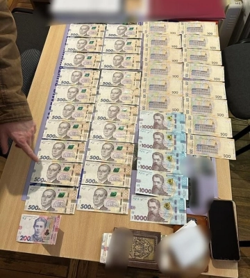 Експосадовиця закладу освіти налагодила шахрайську схему збагачення у відділенні Національній академії внутрішніх справ 