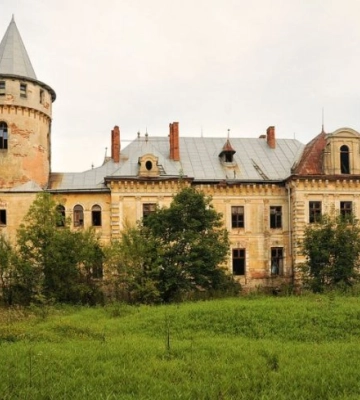 На Прикарпатті прокурори ініціюють відновлення унікального комплексу Садиби Реїв