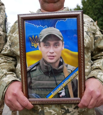 Роменська громада попрощалася з Олександром Різником