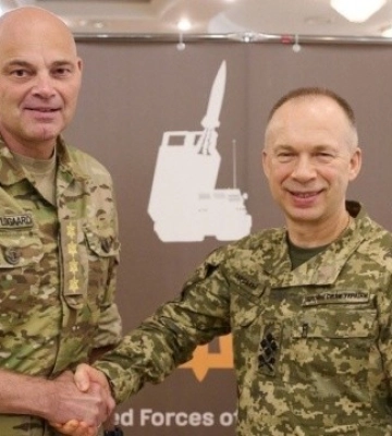 Сирський і командувач оборони Данії у Києві обговорили нагальні потреби ЗСУ