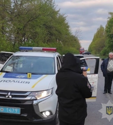 На Вінниччині двоє чоловіків застрелили працівника поліції та поранили ще одного