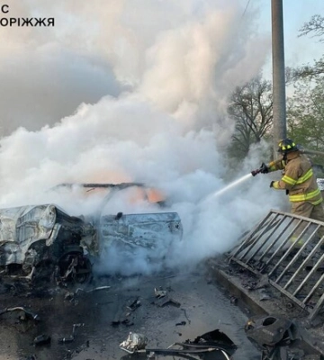 У Запоріжжі внаслідок ДТП дві людини загинули та дві дістали поранення — ДСНС