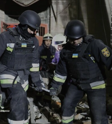 У Дніпрі завершили рятувальні роботи на місці вчорашнього російського удару