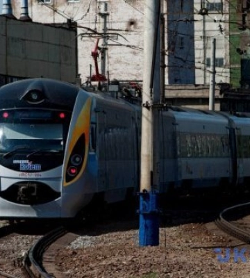 Укрзалізниця в тестовому режимі повертає до Одеси поїзд Інтерсіті+