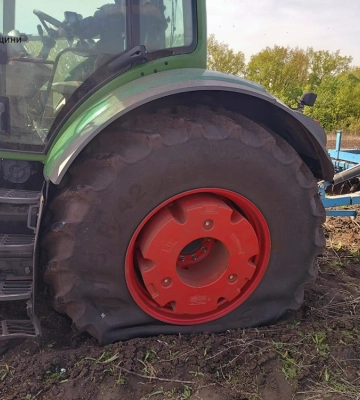 Підірвався трактор поблизу деокупованого села на Харківщині: що відомо 