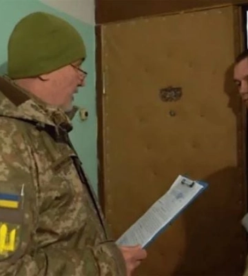 Новый закон про мобилизацию: будут ли выдавать повестки жителям Мелитополя за рубежом
