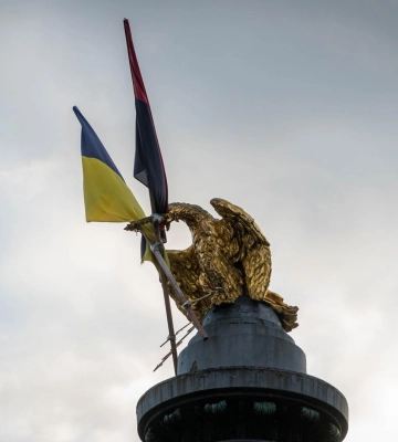 Влада Полтавщини звернеться до Мінкульту для демонтажу Монумента Слави