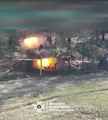 Прикордонники-аеророзвідники виявили замасковані позиції ворога на Харківщині та завдали по них влучних ударів. ВIДЕО