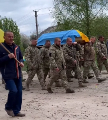 На Камінь-Каширщині попрощалися з Героєм Василем Цапом