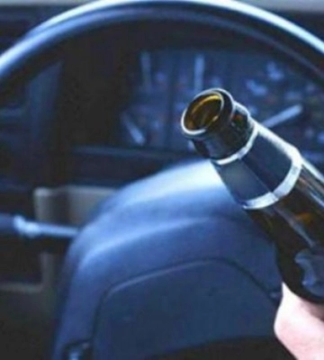 П`яний водій уник покарання за побиття поліцейського в Острозі