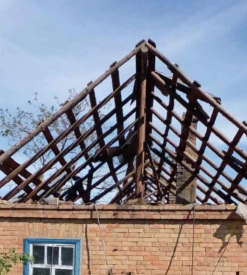 На Дніпропетровщині від вибуху ракети загинув чоловік, який ремонтував автівку
