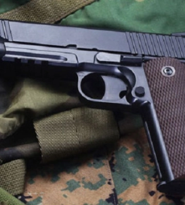 У Чернівецькій області заблокували авто ТЦК: військовослужбовець змушений був стріляти