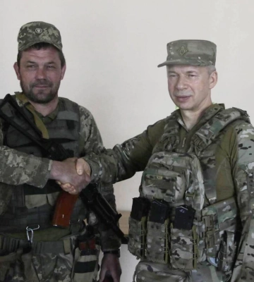 Солдата з Рівненщини нагородили медаллю «Хрест Сухопутних військ»