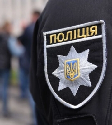 В Винницкой области нашли автомобиль подозреваемых в нападении на патруль полиции